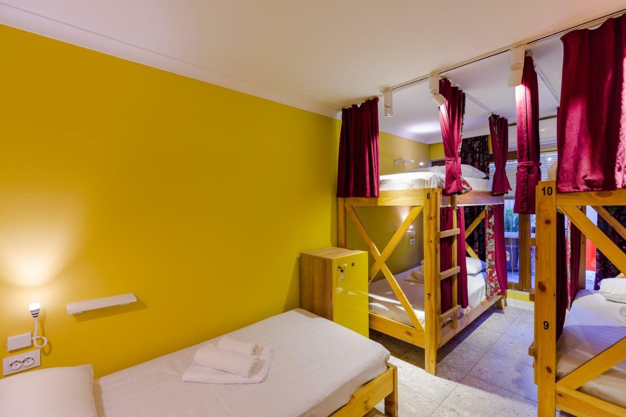 Batumi Surf Hostel מראה חיצוני תמונה
