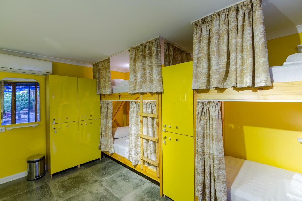 Batumi Surf Hostel מראה חיצוני תמונה