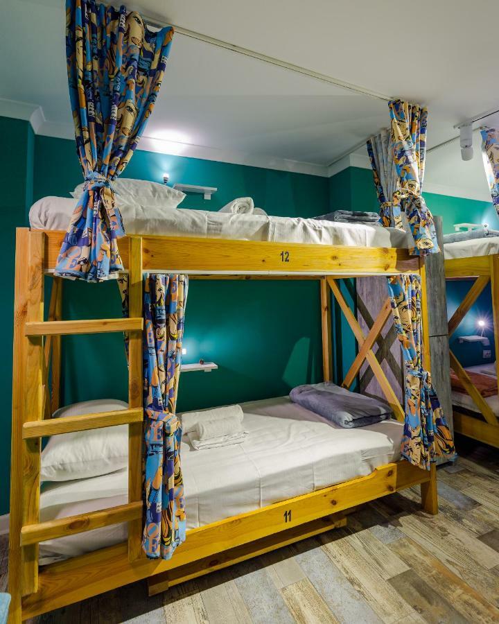 Batumi Surf Hostel מראה חיצוני תמונה