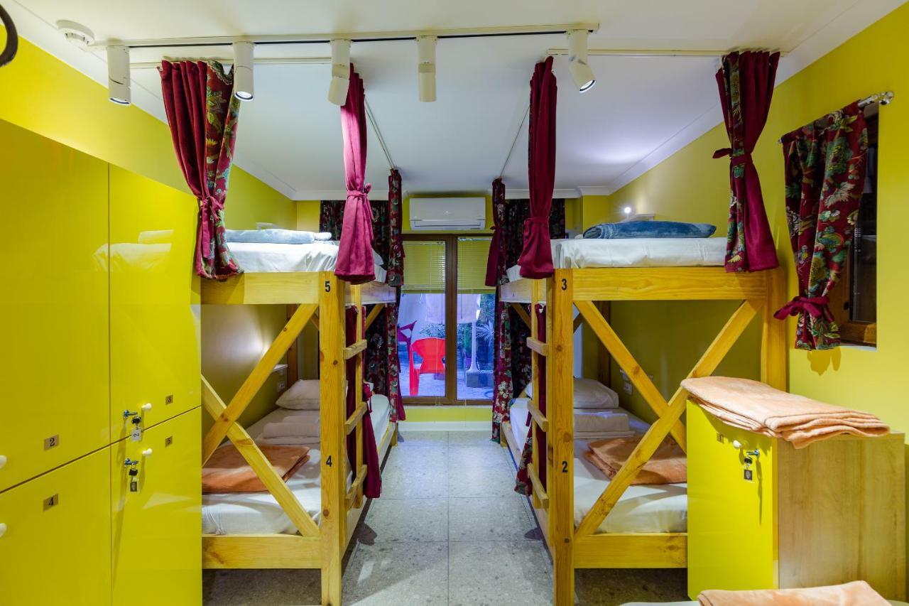 Batumi Surf Hostel מראה חיצוני תמונה