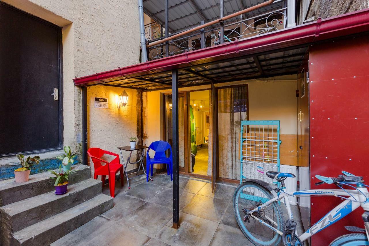 Batumi Surf Hostel מראה חיצוני תמונה